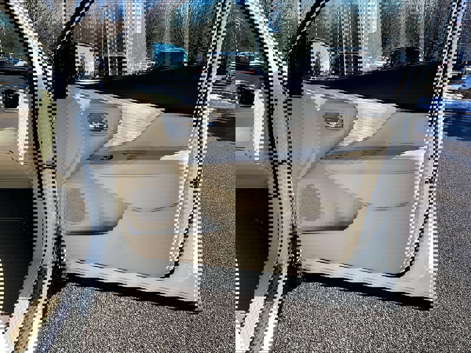 Used 2018 Nissan Murano SL w/ Moonroof Package image 12