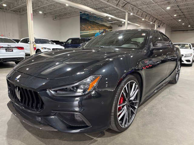 Used 2022 Maserati Ghibli Trofeo image 23