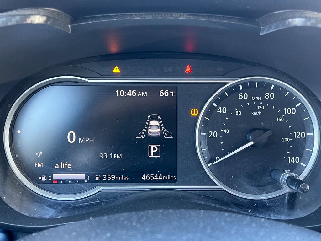 Used 2025 Nissan Versa SV FWD image 15