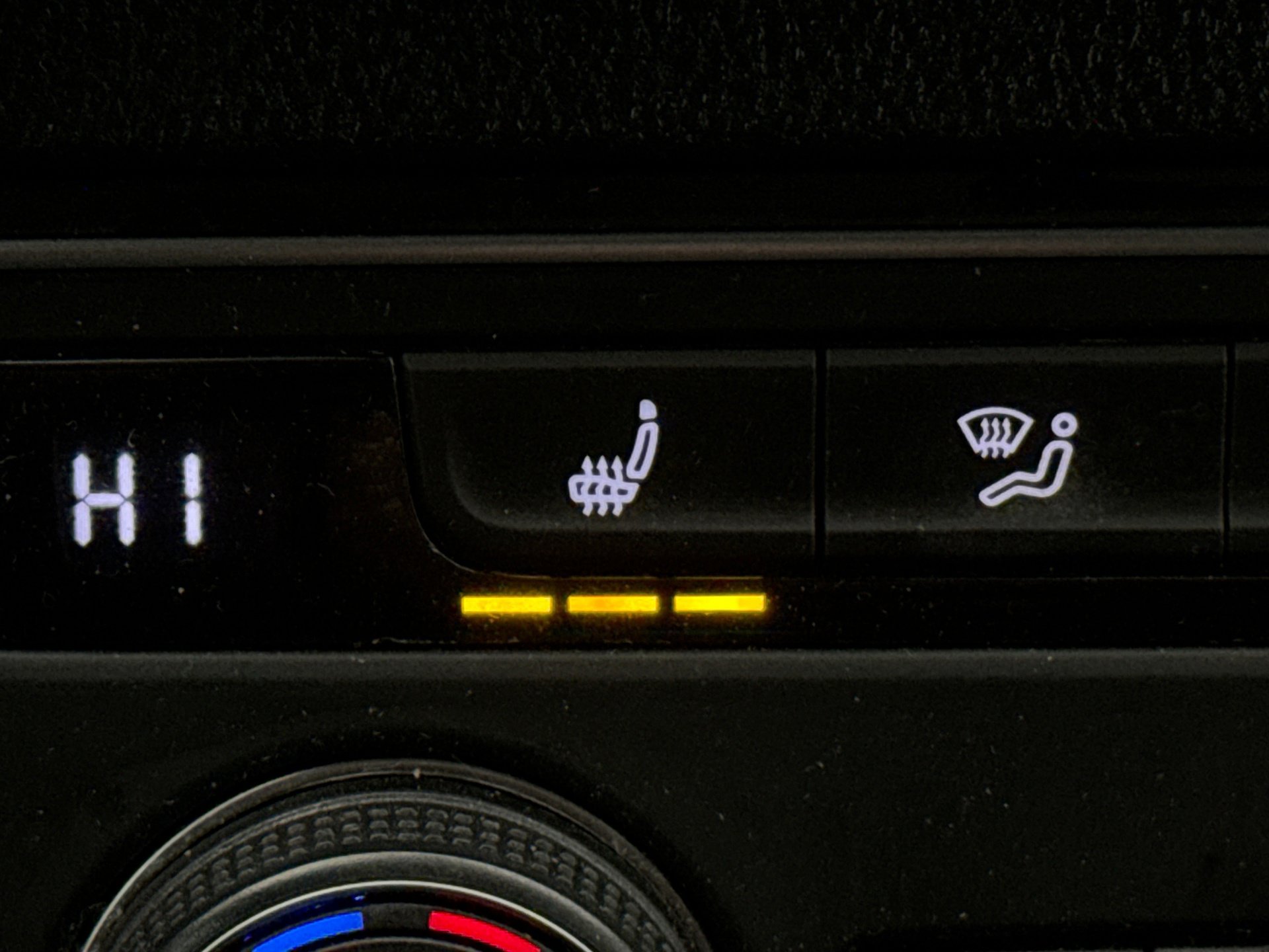 Used 2019 Volkswagen Atlas SE w/ Towing Package image 20