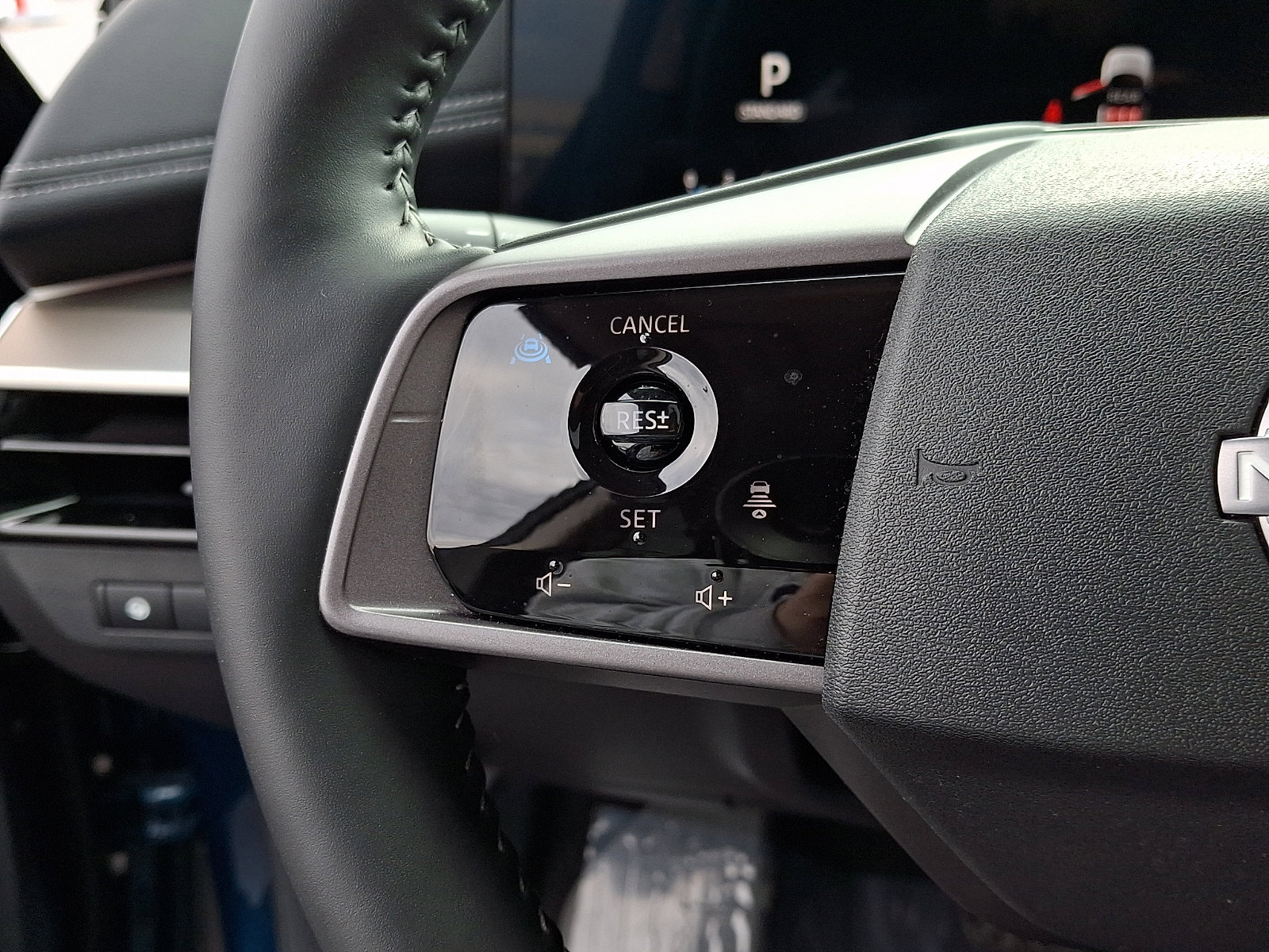 Certified 2025 Nissan Murano SL image 22