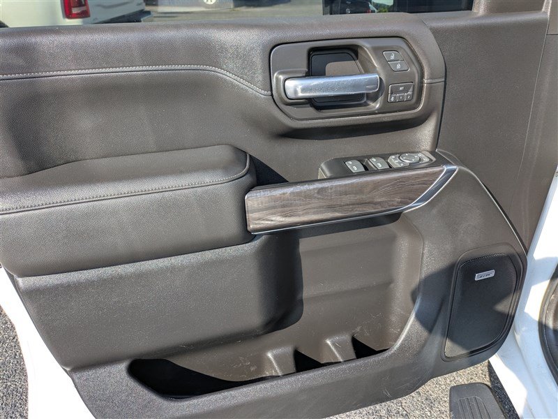 Used 2020 Chevrolet Silverado 2500 LTZ w/ LTZ Premium Package AWD/4WD image 16
