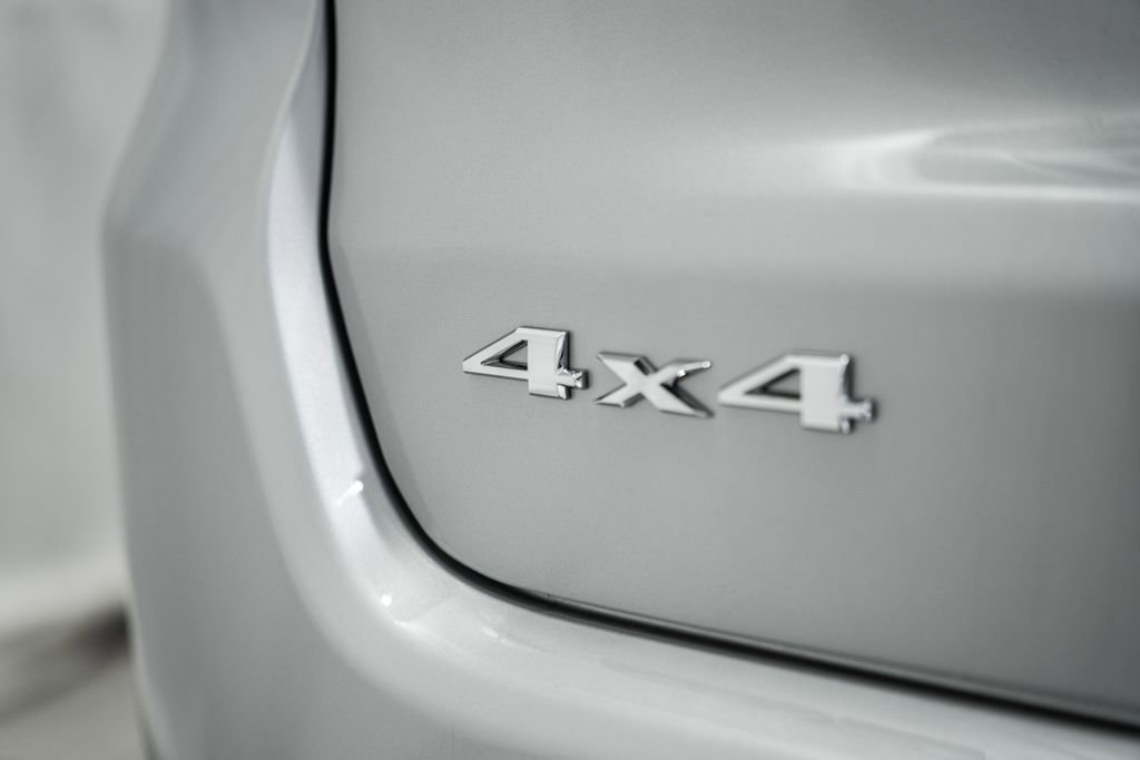 New 2026 Jeep Compass Limited w/ Sun, Sound & Navigation Group image 9