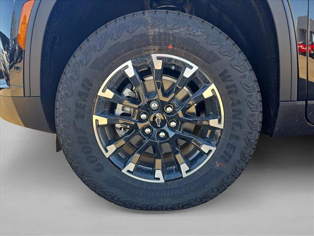New 2026 Chevrolet Traverse Z71 w/ Enhanced Driving Package image 11