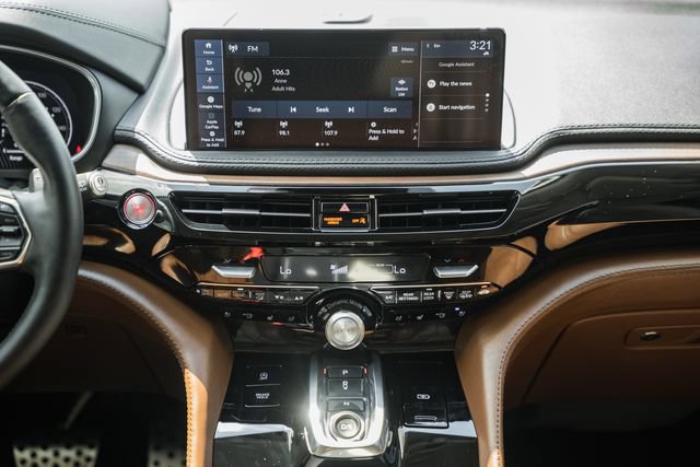 Used 2025 Acura MDX SH-AWD w/ Advance Package image 22