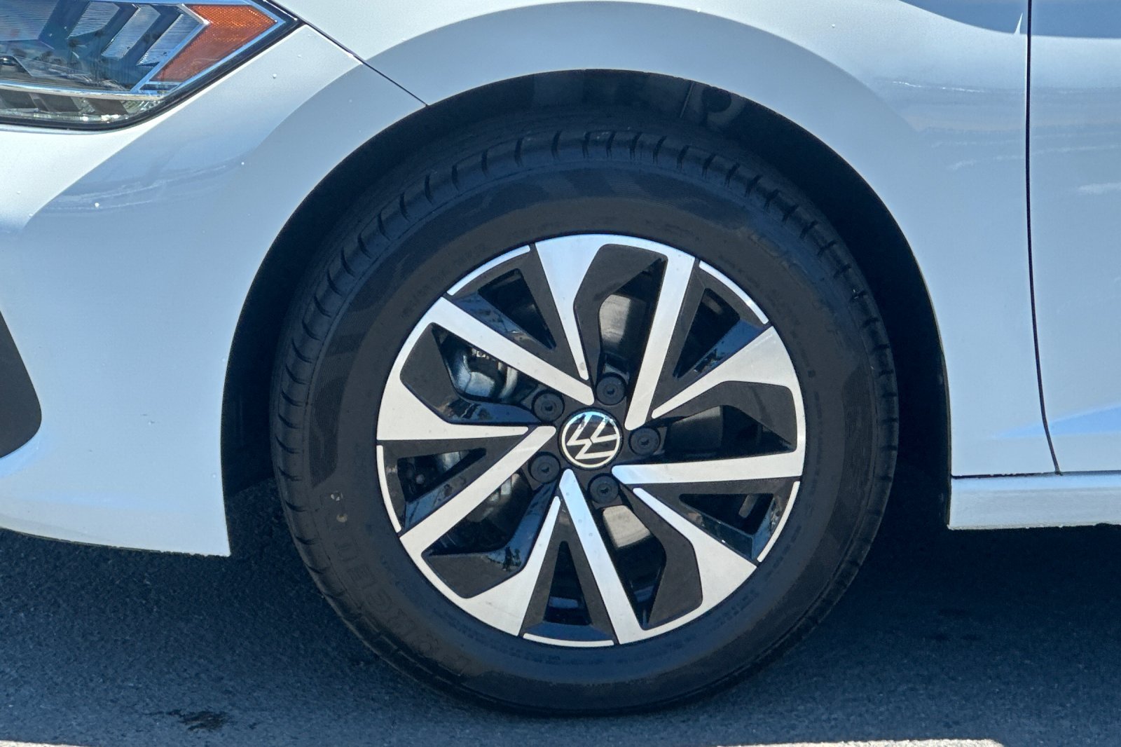 Used 2024 Volkswagen Jetta S FWD image 24
