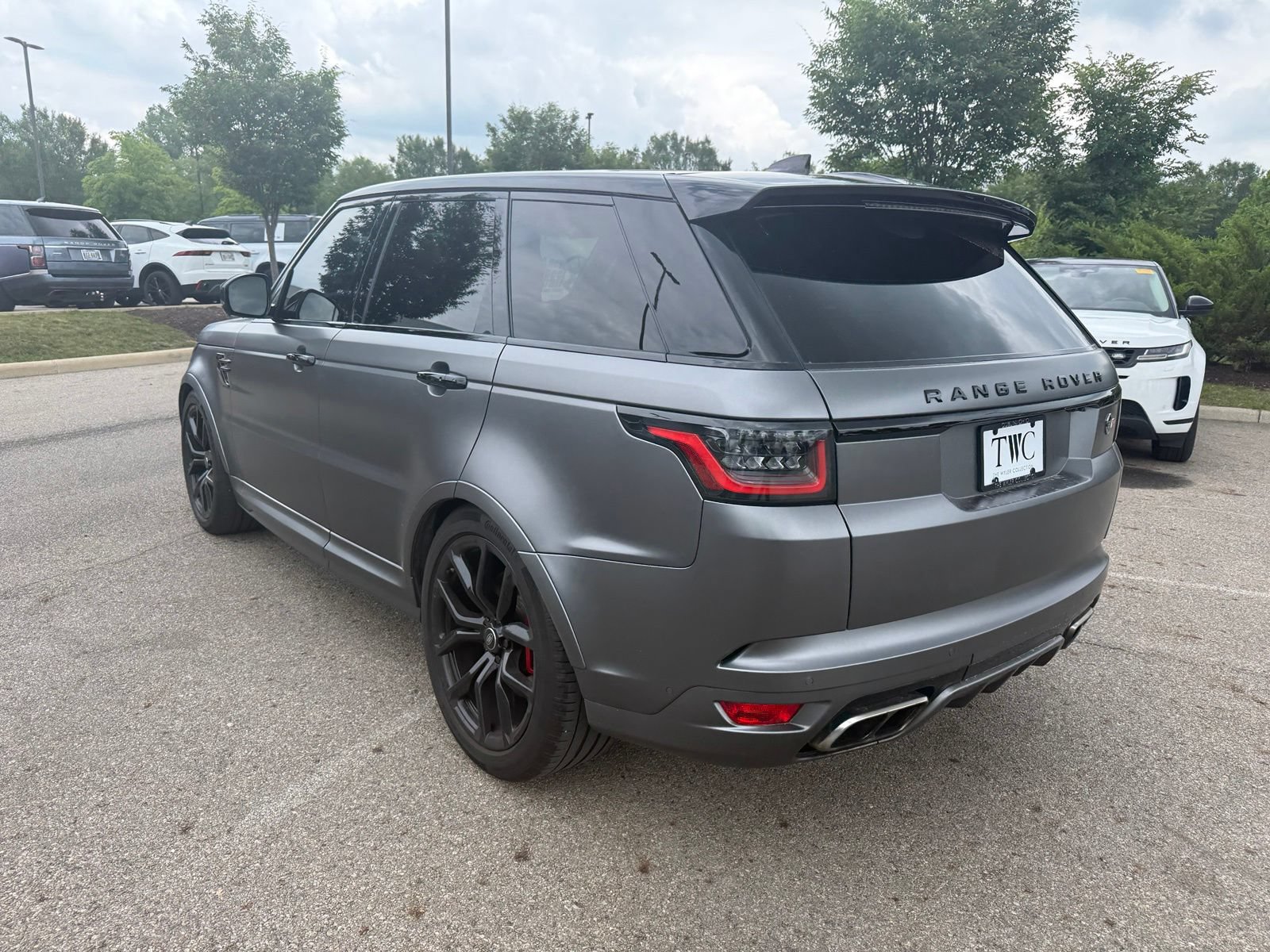 Used 2019 Land Rover Range Rover Sport SVR AWD/4WD image 7