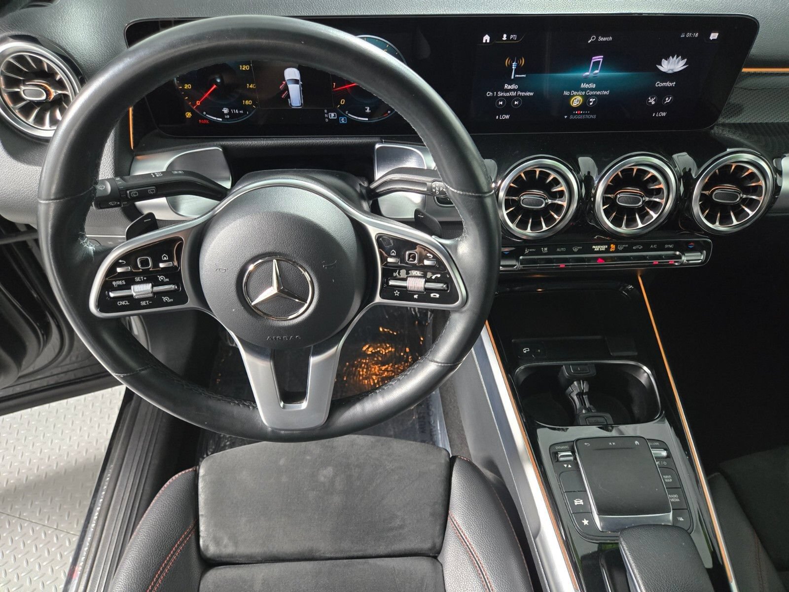 Used 2023 Mercedes-Benz GLB 250 image 14