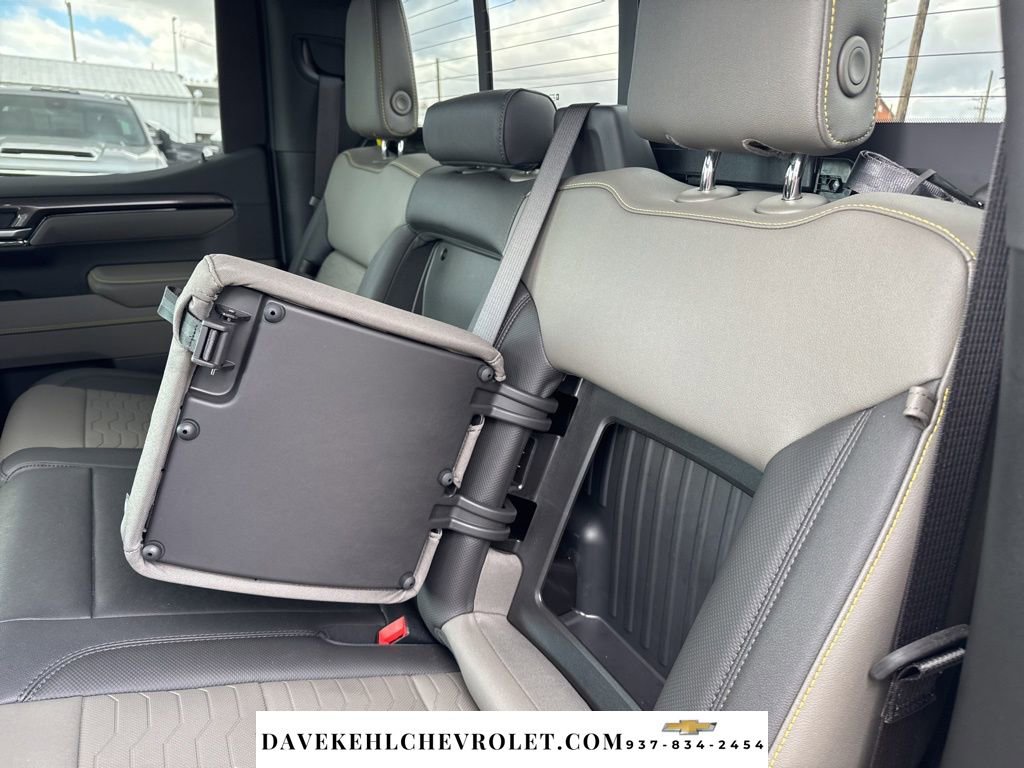 Used 2025 Chevrolet Silverado 1500 ZR2 w/ Technology Package image 22