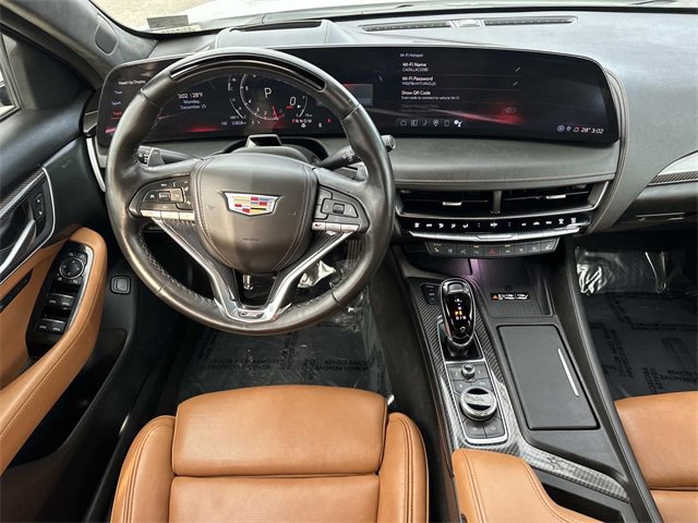 Used 2025 Cadillac CT5 V image 9