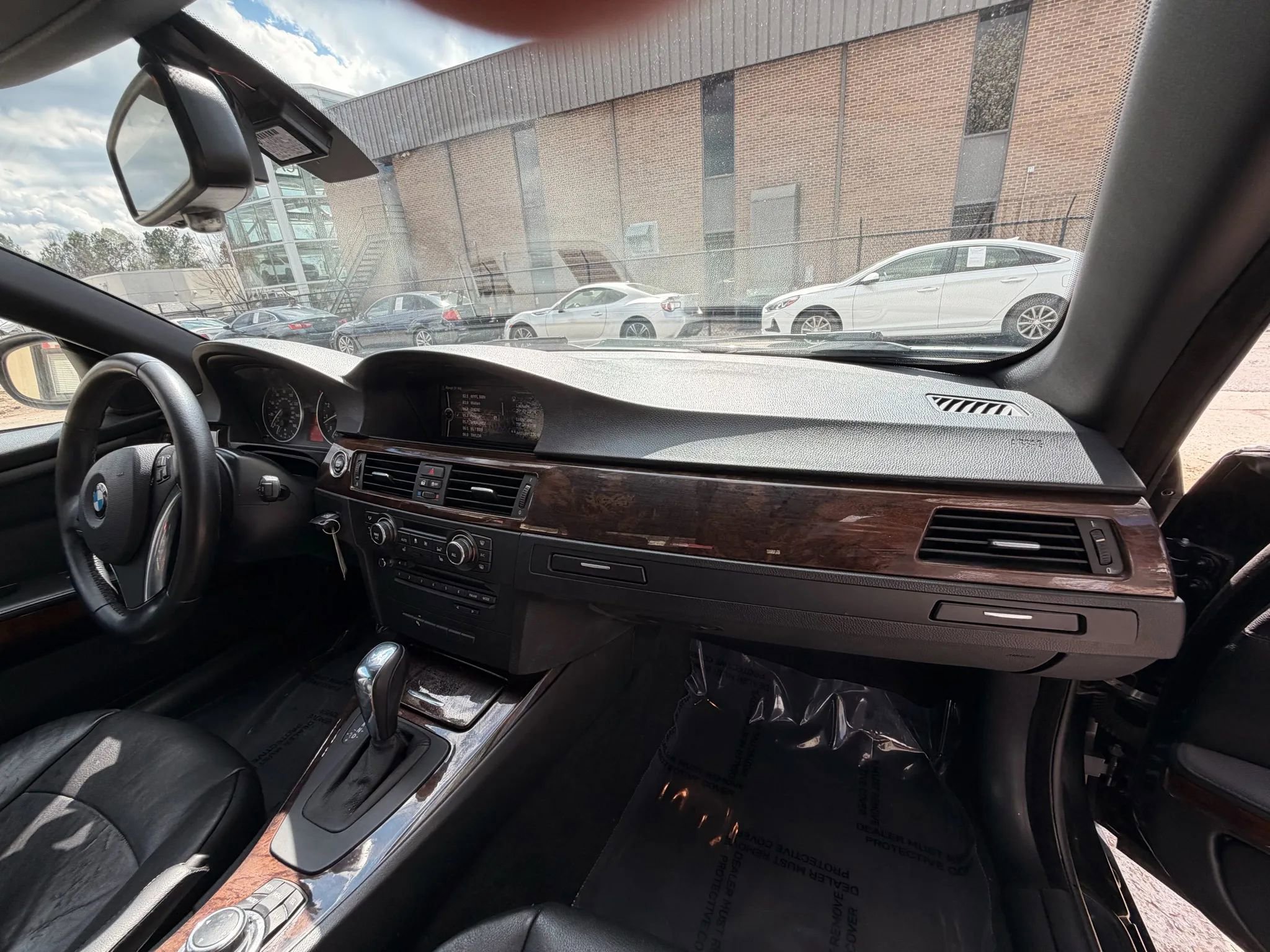 Used 2013 BMW 328i Convertible image 28