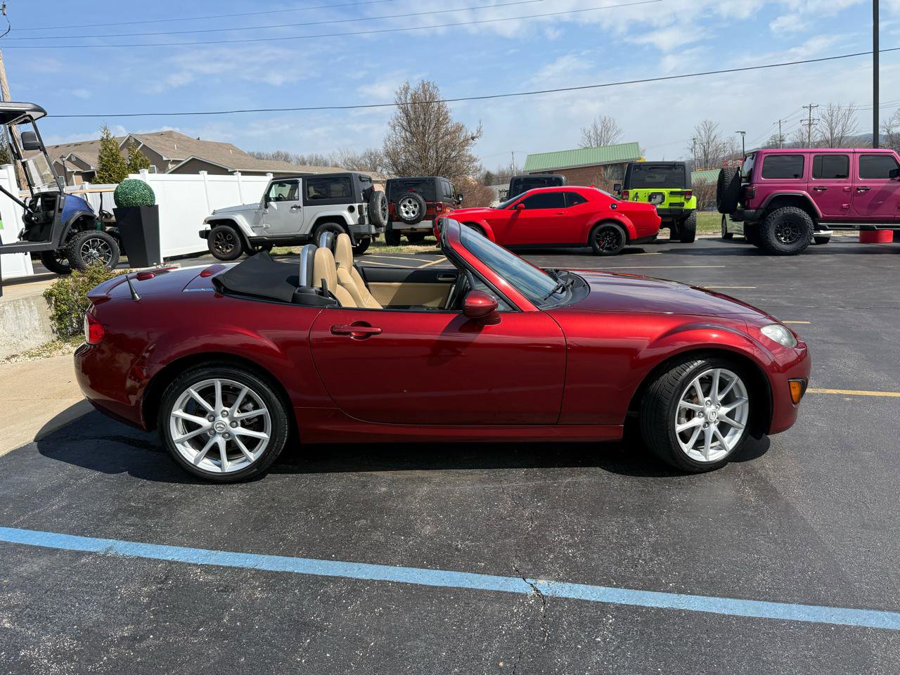 Used 2009 MAZDA MX-5 Miata Grand Touring w/ Premium Pkg RWD image 35
