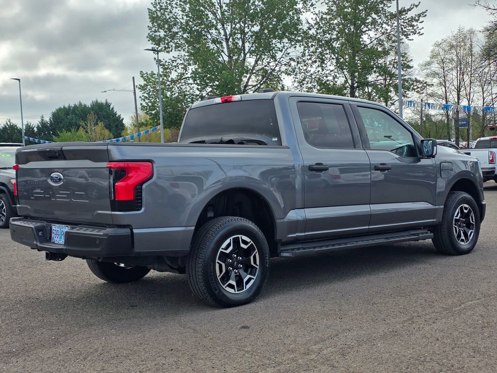 Used 2023 Ford F150 Lightning XLT image 28