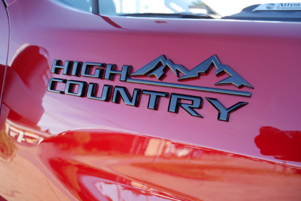 New 2026 Chevrolet Silverado 3500 High Country w/ High Country Premium Package AWD/4WD image 6
