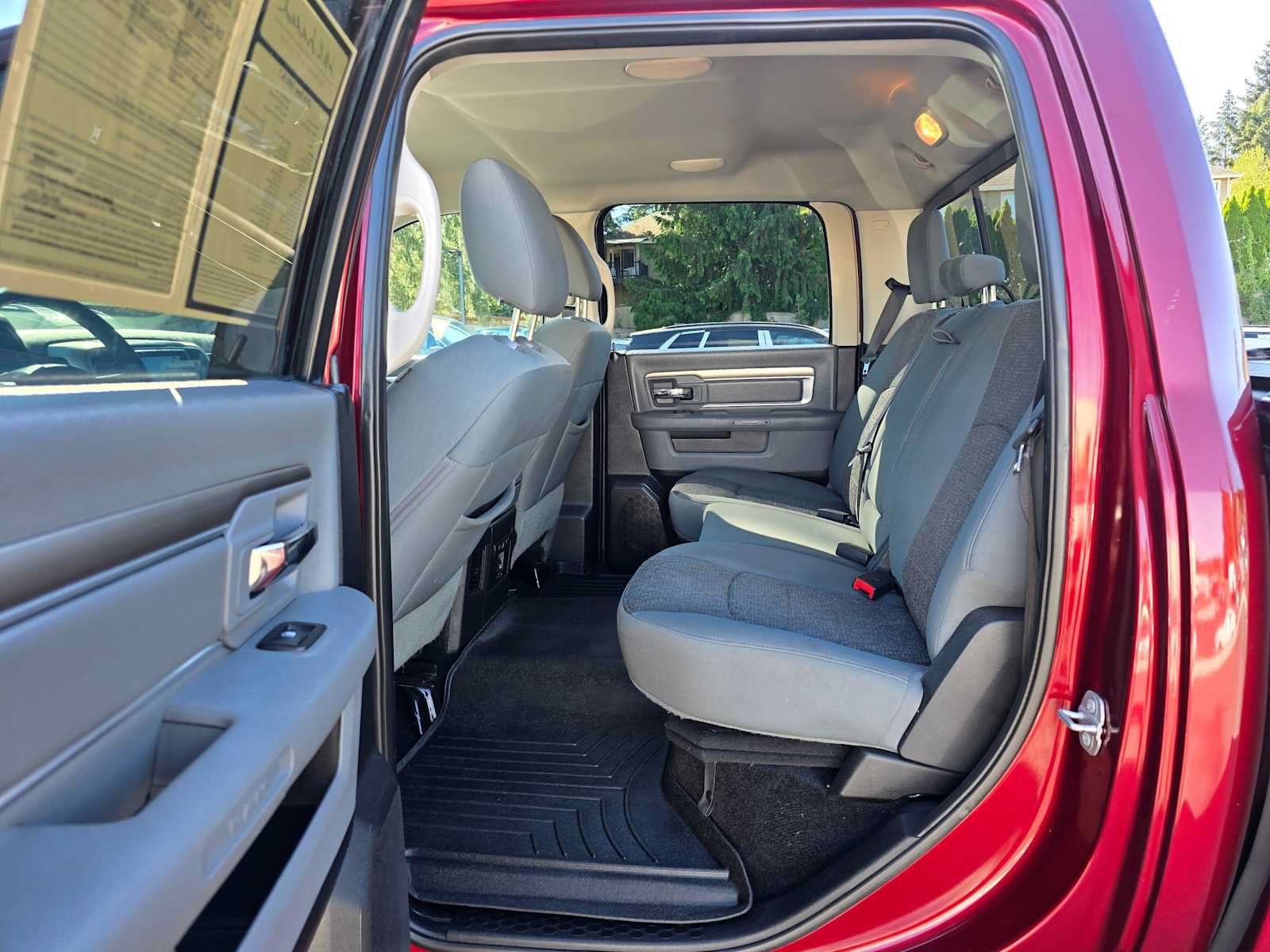 Used 2016 RAM 1500 Big Horn AWD/4WD image 16