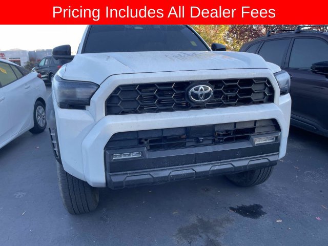 Used 2025 Toyota 4Runner TRD Off-Road Premium AWD/4WD image 13