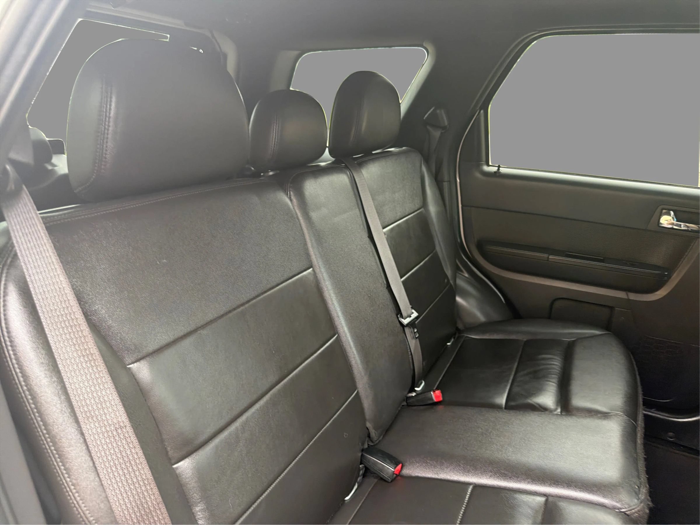 Used 2010 Ford Escape Limited FWD image 27