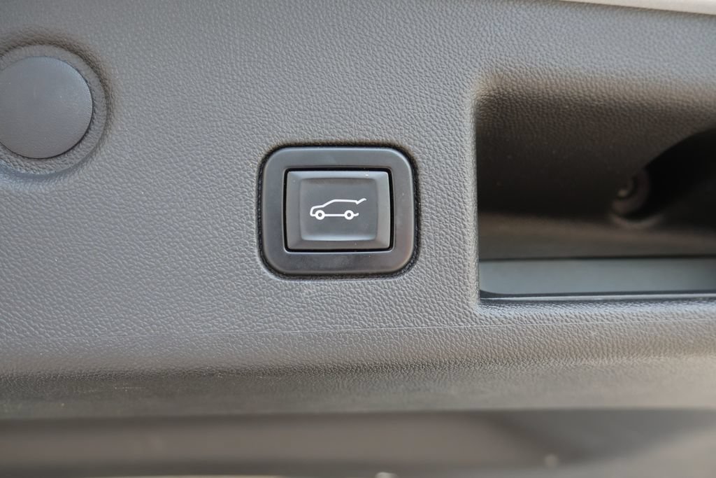 Used 2022 Chevrolet Equinox LT FWD image 8