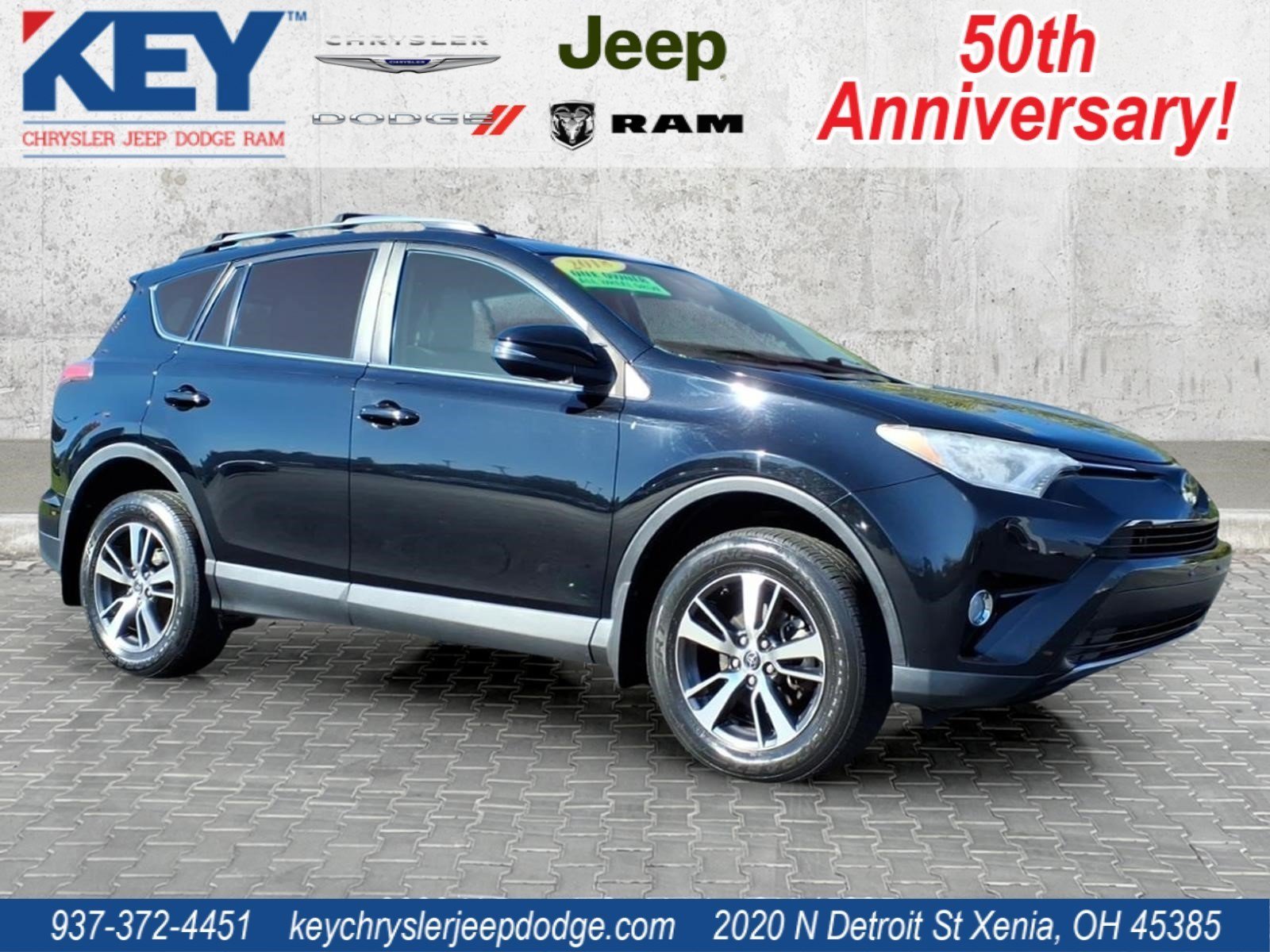 Used 2018 Toyota RAV4 XLE AWD/4WD image 1