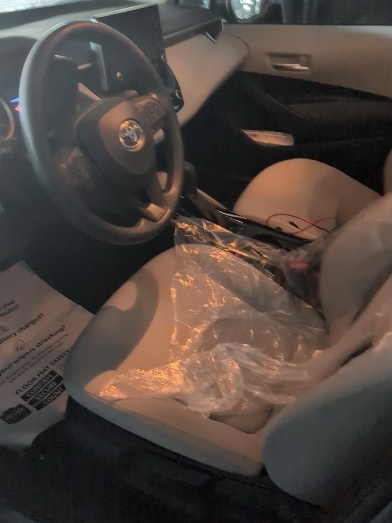 Certified 2021 Toyota Corolla LE image 2