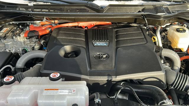 Used 2025 Toyota Sequoia SR5 w/ SR5 Premium Package image 32