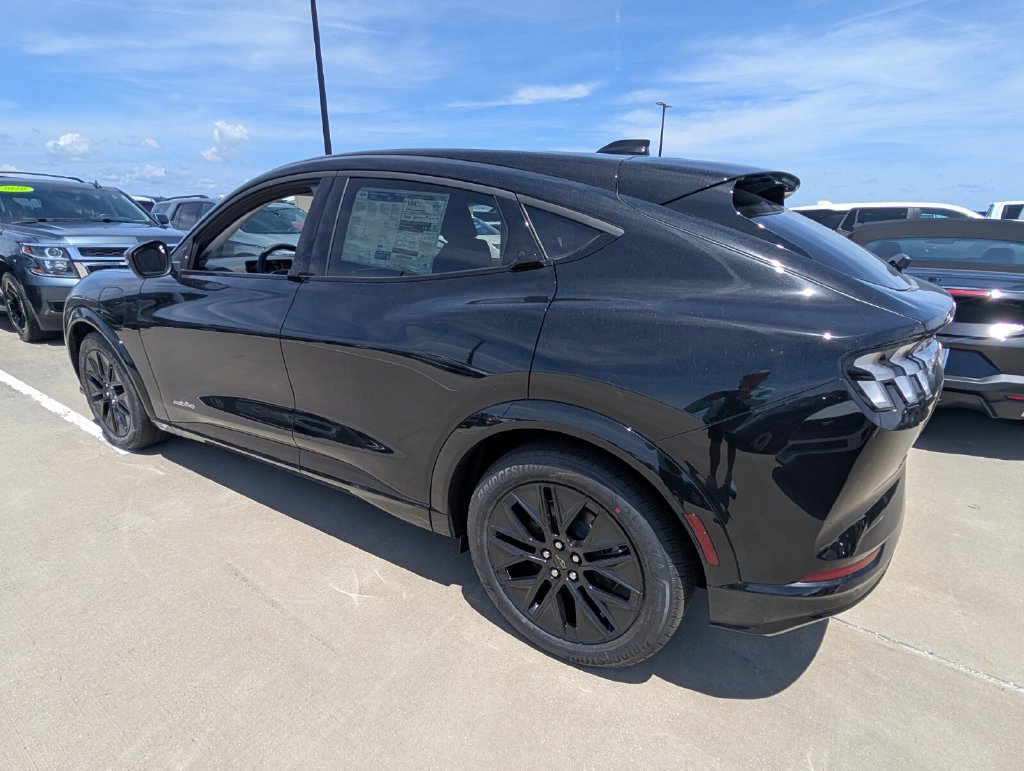 New 2026 Ford Mustang Mach-E Premium w/ Sport Appearance Package AWD/4WD image 10