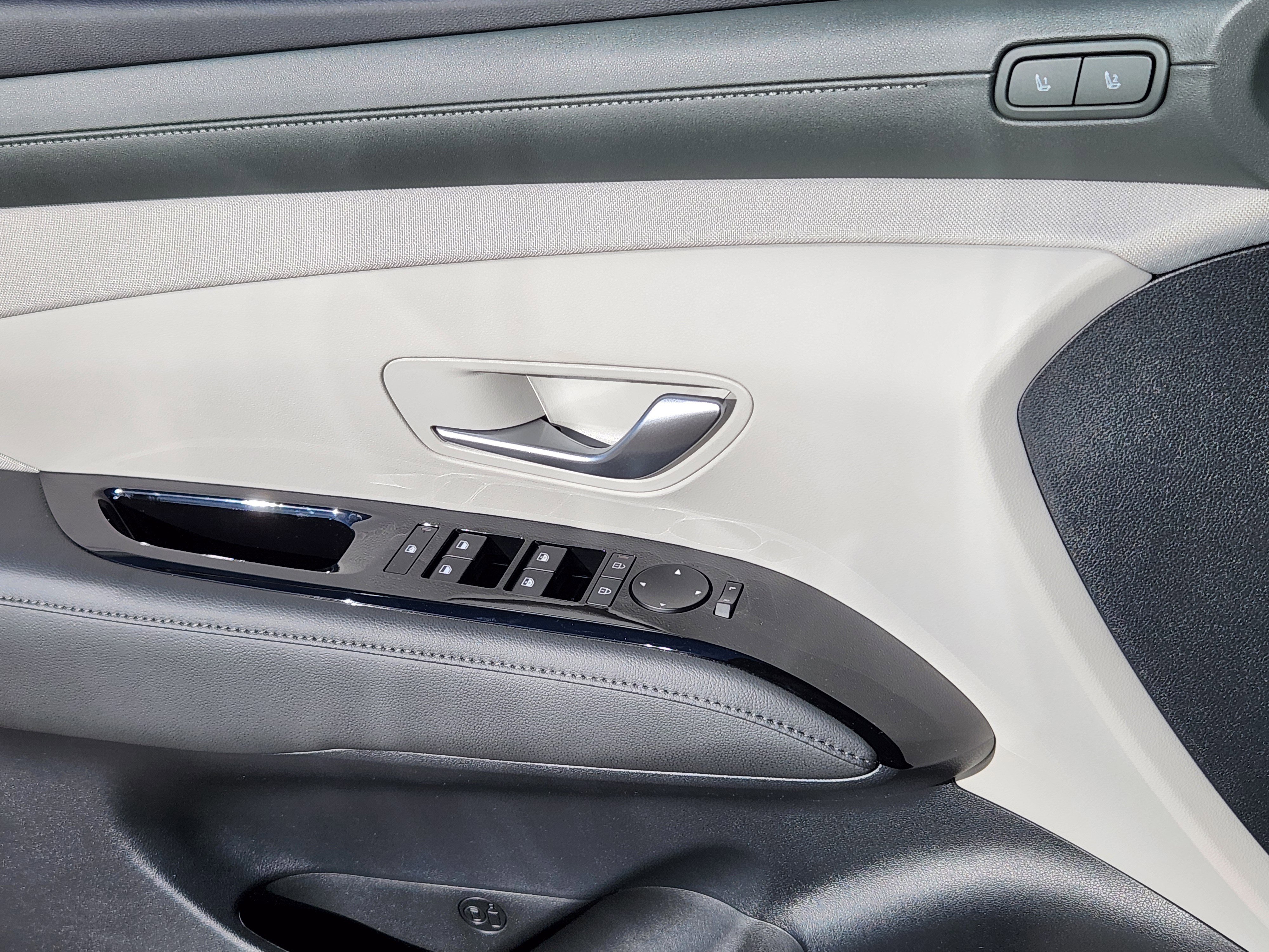 New 2026 Hyundai Tucson Limited image 7