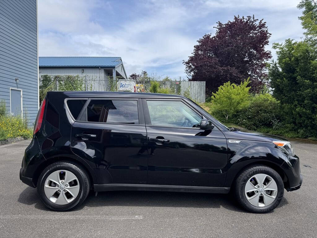 Used 2016 Kia Soul image 3
