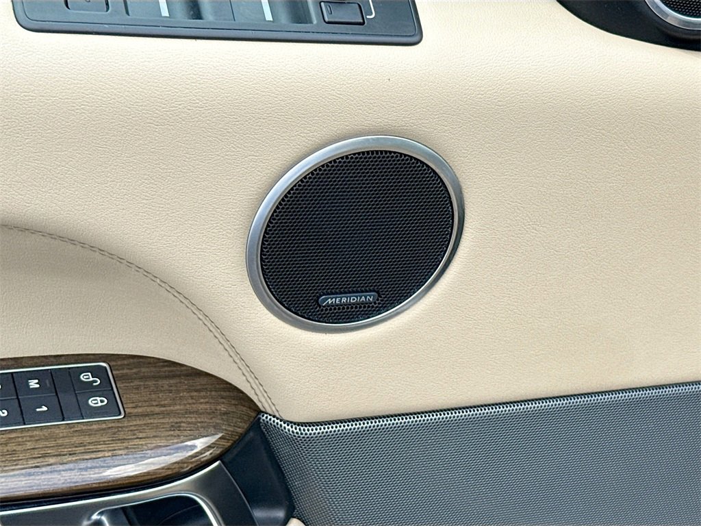 Used 2017 Land Rover Range Rover Sport HSE image 20