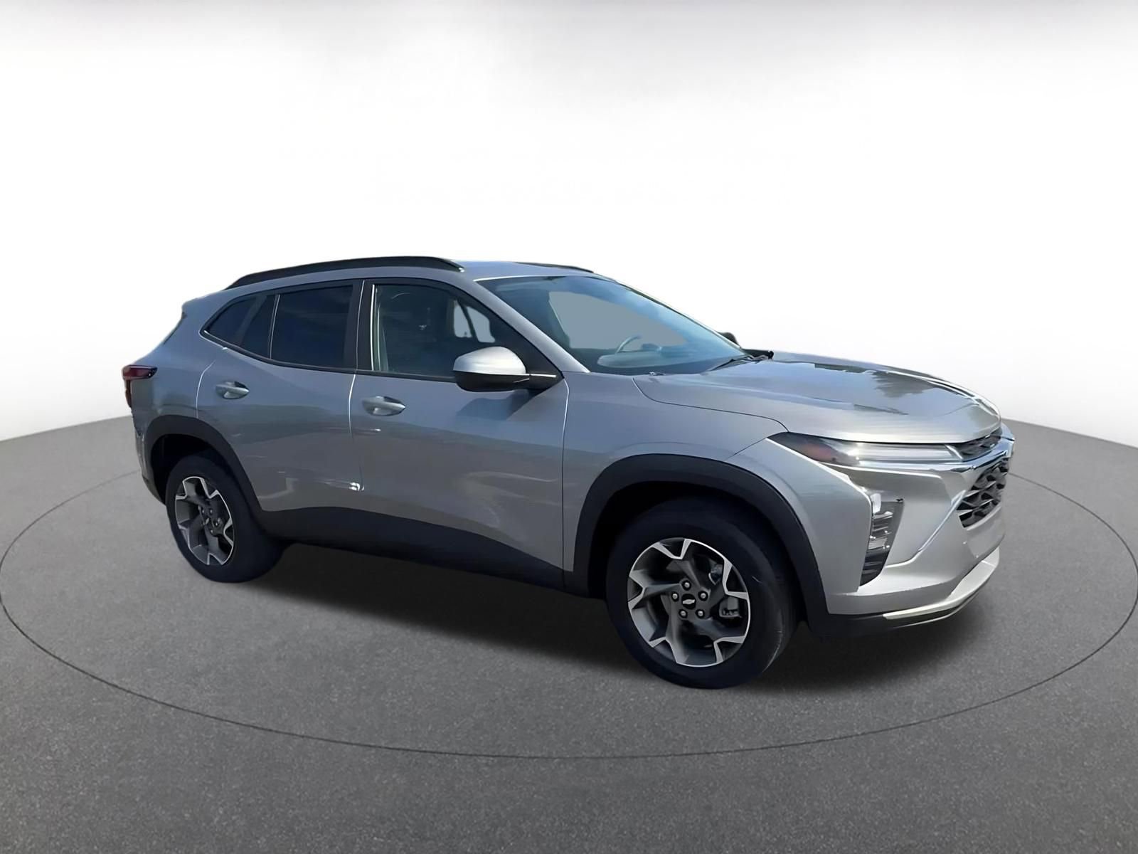 Used 2025 Chevrolet Trax LT FWD video 2