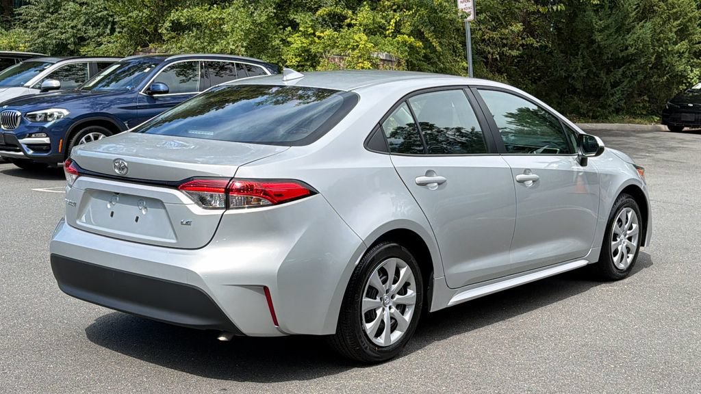 Used 2026 Toyota Corolla LE FWD image 4