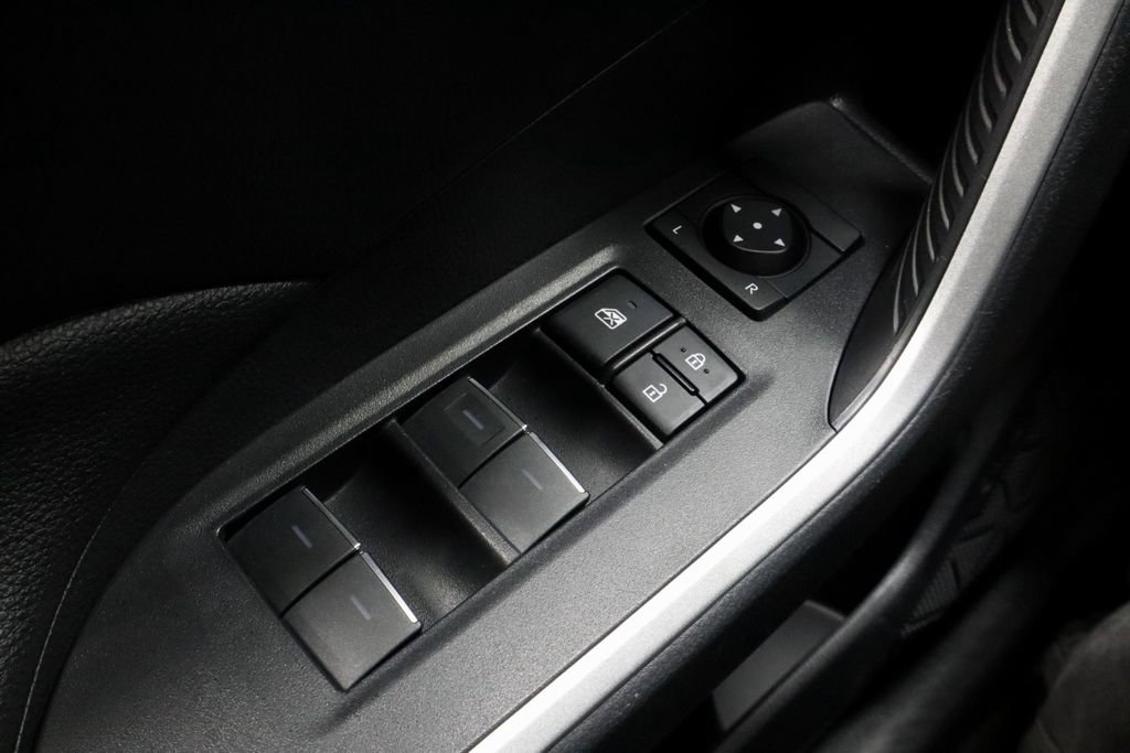 Used 2025 Toyota RAV4 XLE w/ Convenience Package image 25