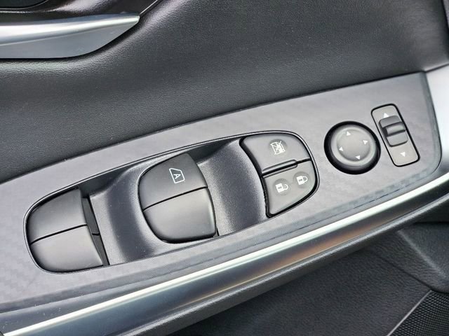 New 2025 Nissan Sentra SR w/ SR Premium Package image 18