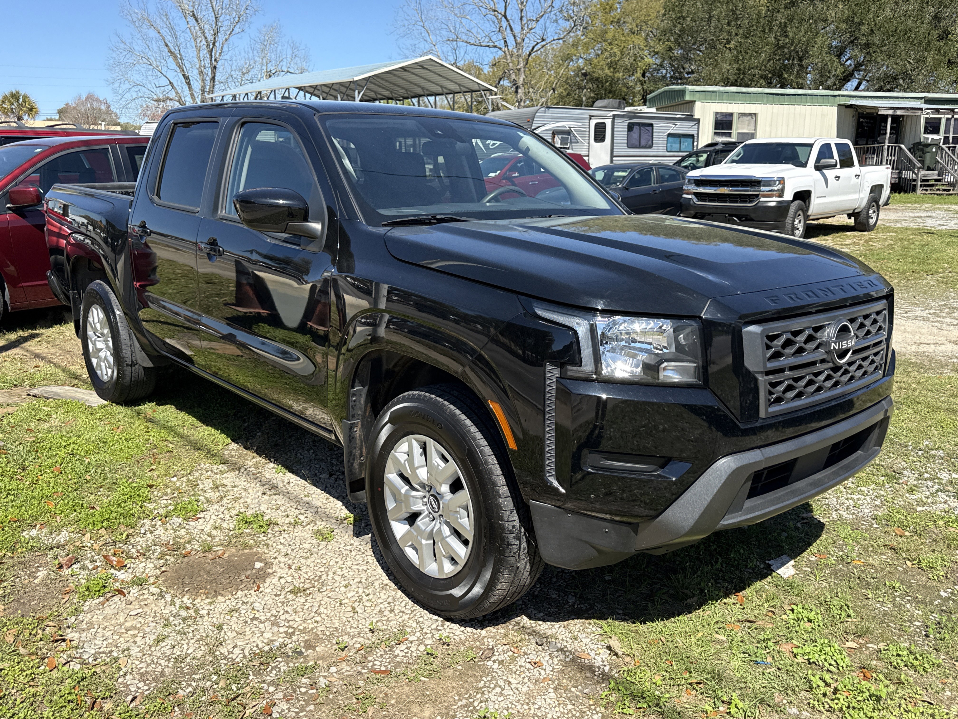 Used 2022 Nissan Frontier SV RWD image 4