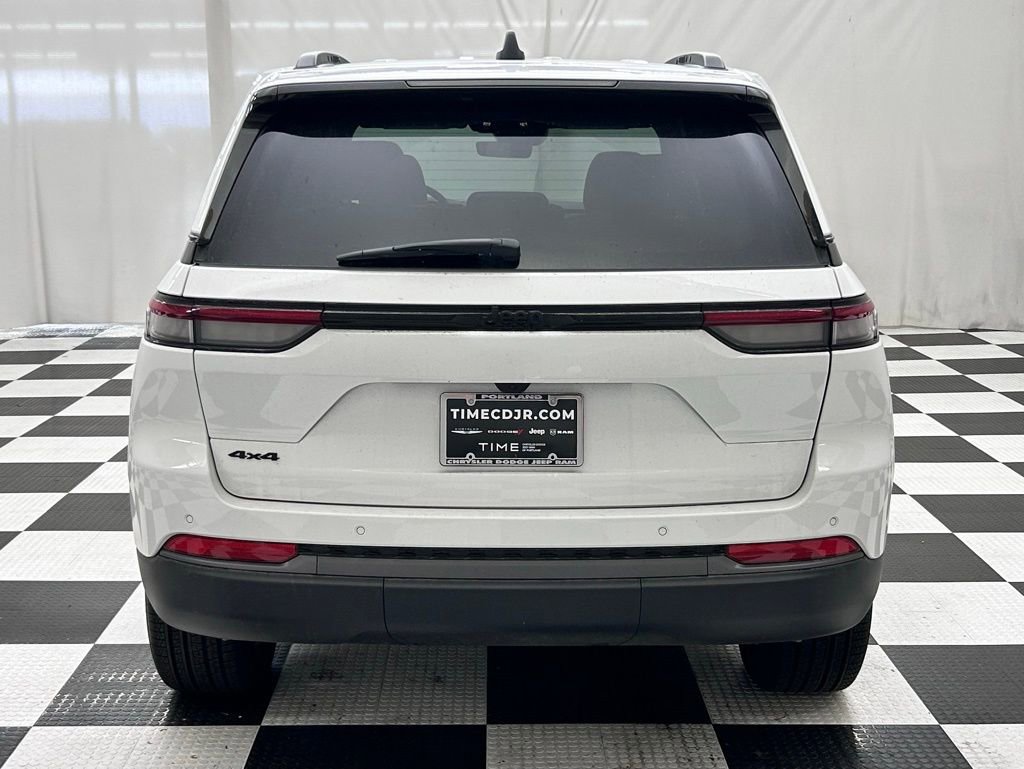 New 2026 Jeep Grand Cherokee Limited w/ Limited Altitude Package AWD/4WD image 6