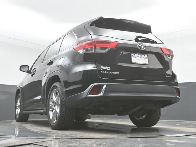 Used 2019 Toyota Highlander Limited FWD image 51