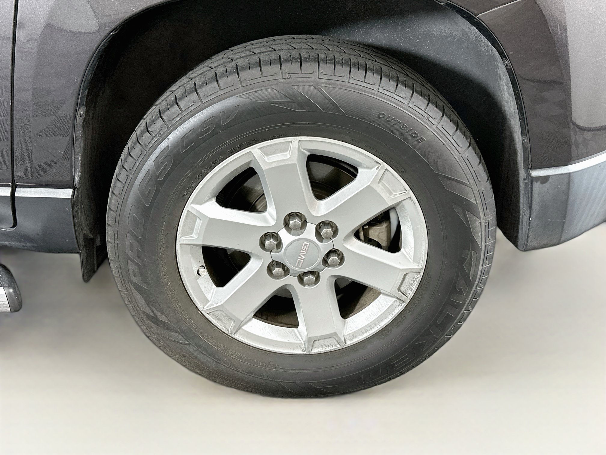 Used 2016 GMC Acadia SLE FWD image 11
