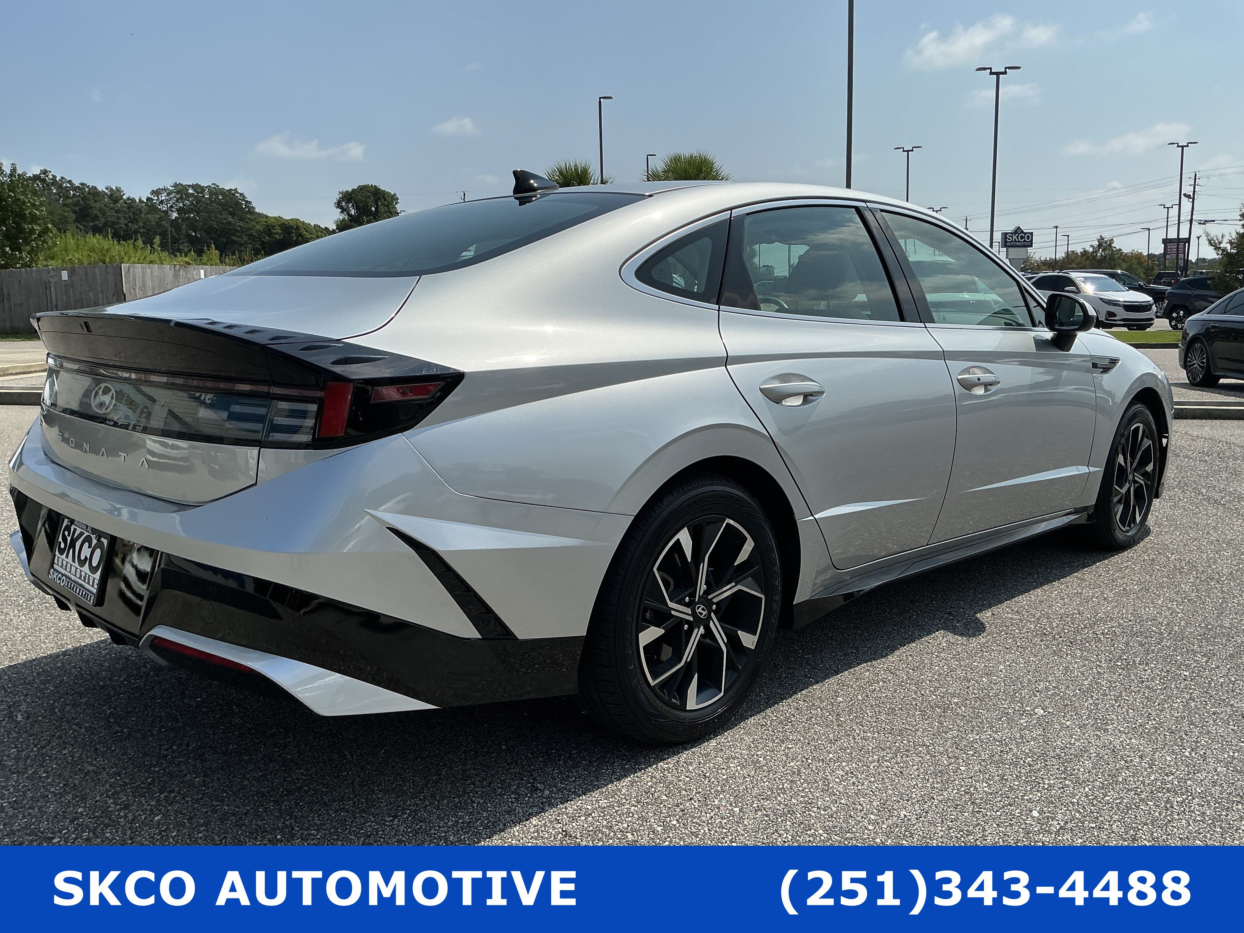 Used 2025 Hyundai Sonata SEL FWD image 5