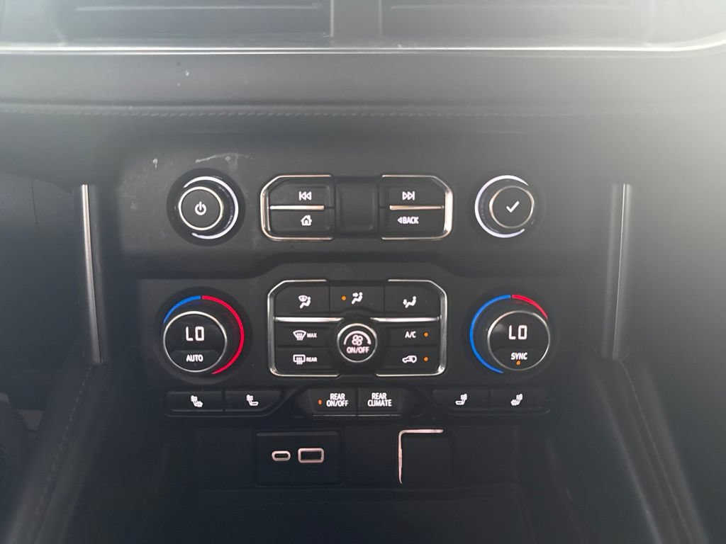Used 2022 Chevrolet Tahoe Z71 AWD/4WD image 16