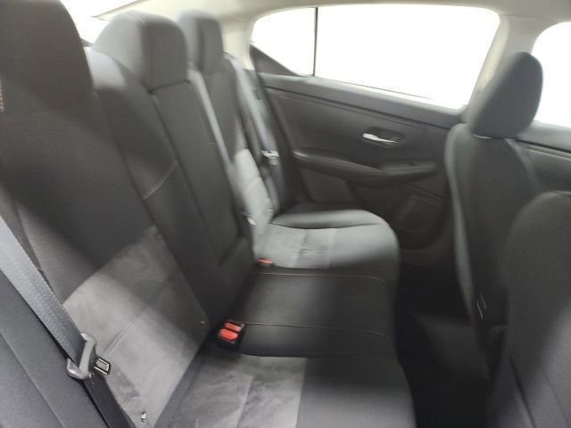 Used 2023 Nissan Sentra SR w/ Midnight Edition Package FWD image 14