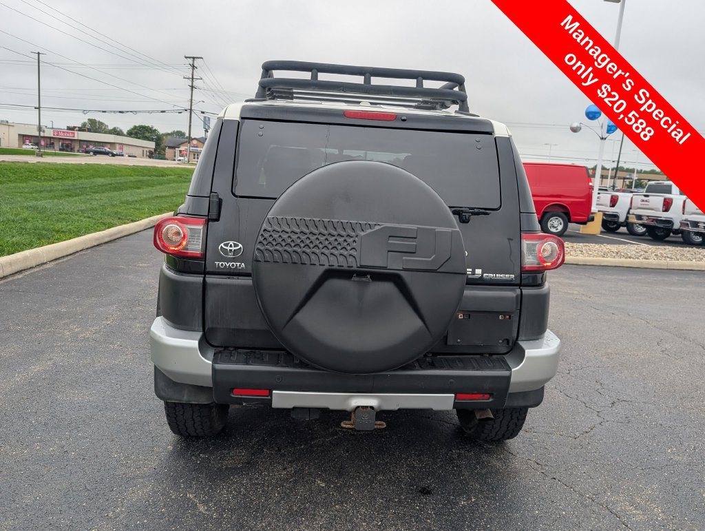 Used 2014 Toyota FJ Cruiser 4WD w/ Upgrade Package image 7