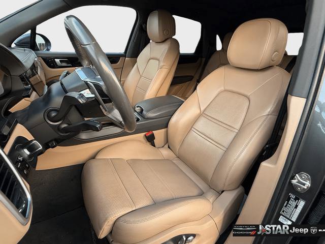 Used 2021 Porsche Cayenne image 11