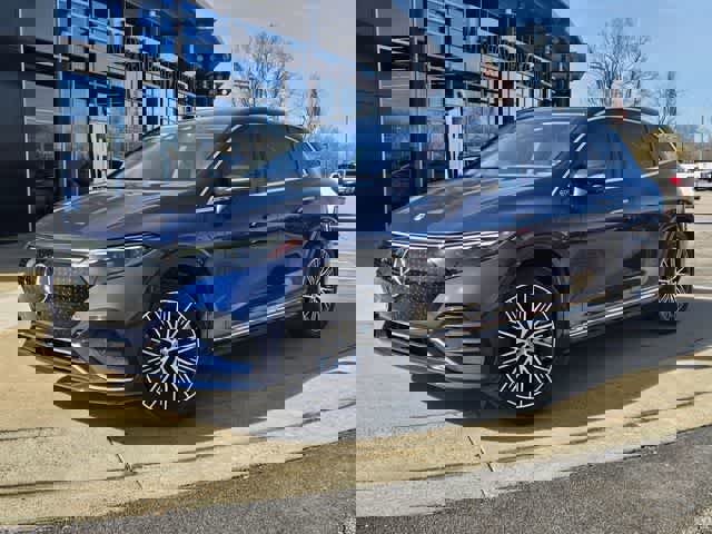 Used 2023 Mercedes-Benz EQS 450+ 4MATIC SUV w/ AMG Line Exterior Package image 1