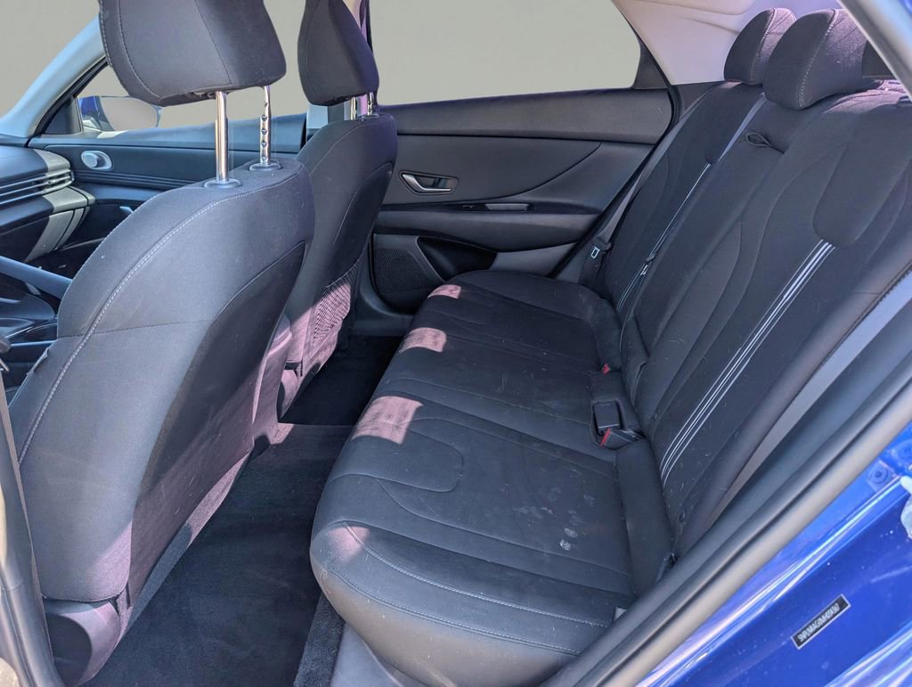 Used 2021 Hyundai Elantra SEL w/ Convenience + Premium Package image 13