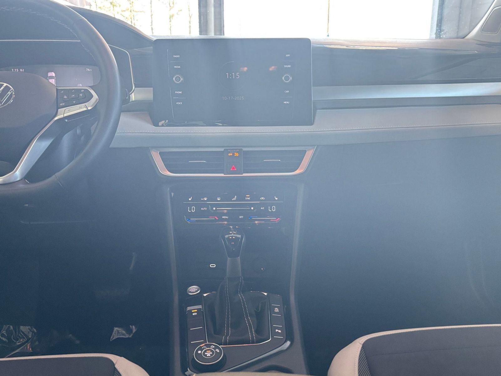 Used 2025 Volkswagen Taos SE image 25