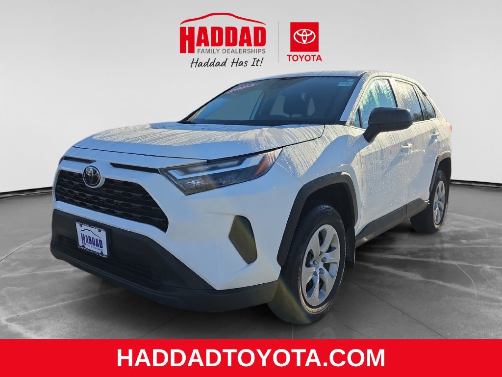 Used 2023 Toyota RAV4 LE AWD/4WD image 1