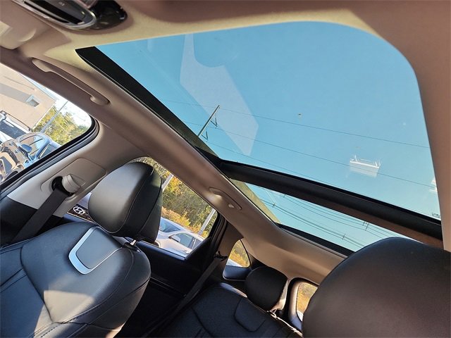 Certified 2023 Hyundai Tucson Limited w/ Cargo Package image 21