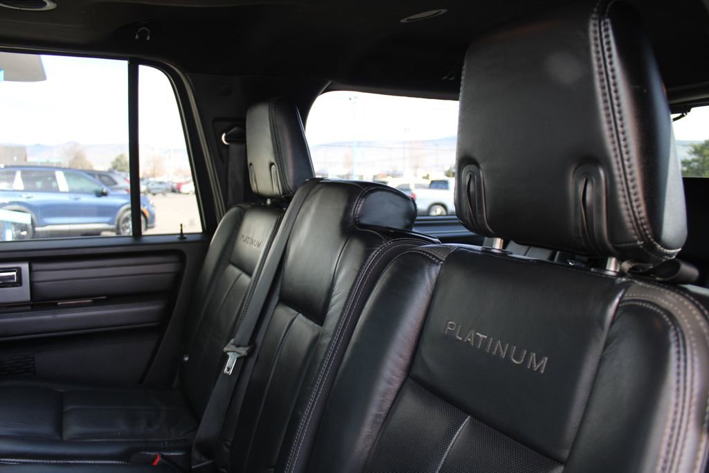 Used 2017 Ford Expedition EL Platinum image 17