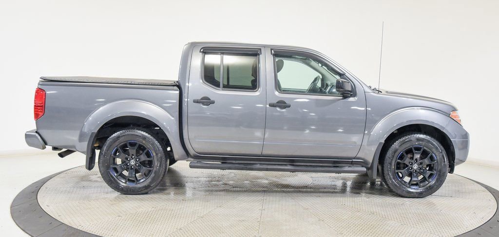 Used 2021 Nissan Frontier SV w/ Midnight Edition Floor Mats AWD/4WD image 9