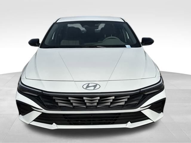 New 2026 Hyundai Elantra Sport FWD image 8